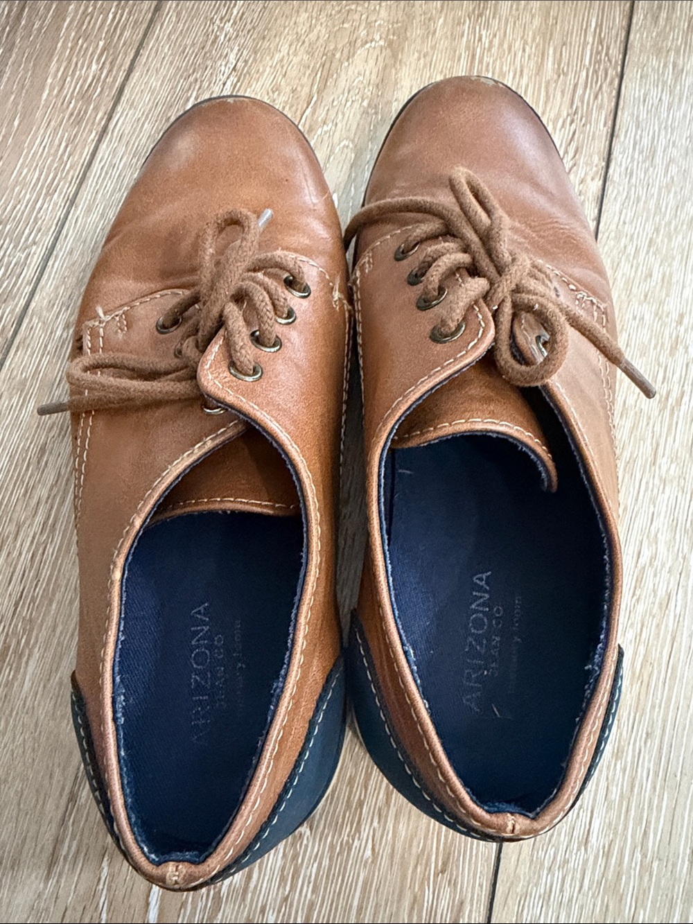 Arizona Jean Company Men's Slip-On Loafers in Brown and Black